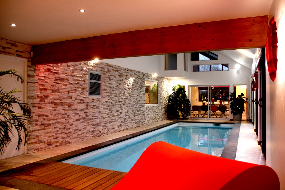 Construction d'une piscine en intérieur - Conscrution de piscine - Defi Habitat - Constructeur de maison en ossature bois